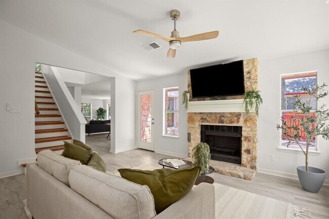 Foto del edificio - 7403 Rankin Trail