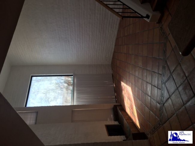 Foto del edificio - 2824 E Sierra Vista Rd