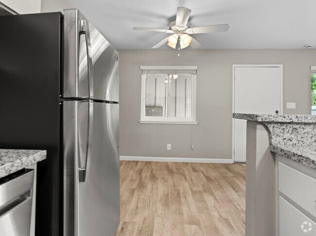 Apartamento 4 - 120 Granada Dr