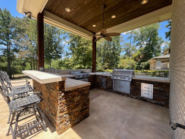 Building Photo - 5475 Harvest Oak Landing Dr