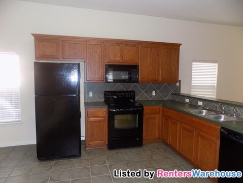 Foto del edificio - 11717 Larch Valley Dr