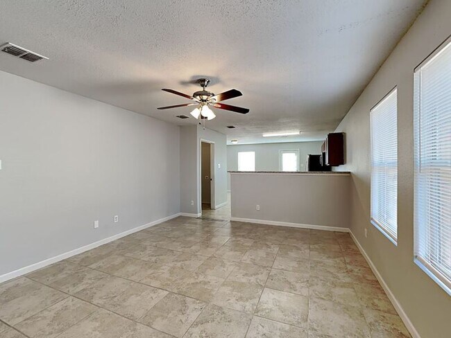 Foto del edificio - 7528 Marietta Ln