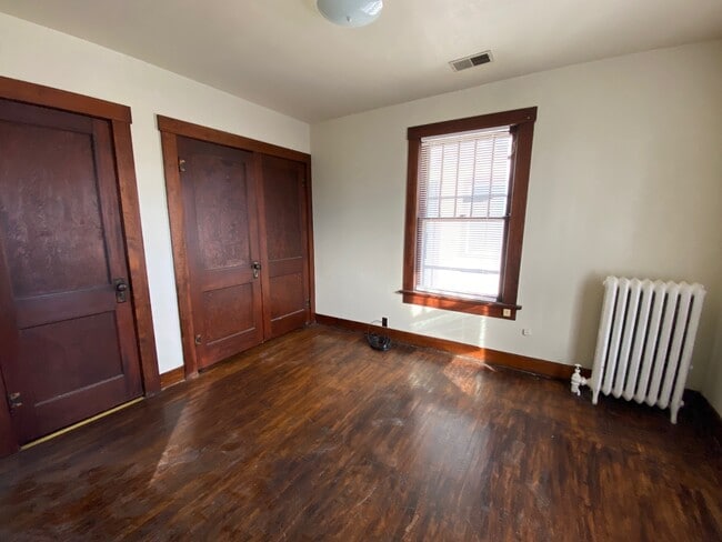 Building Photo - 1008 Monroe Ave