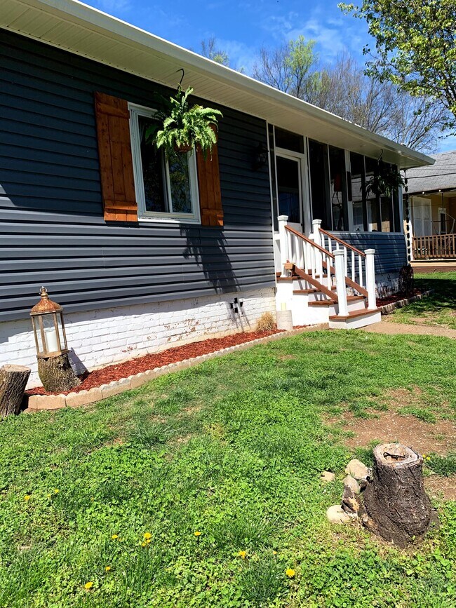 Photo - 3497 Whitney St House