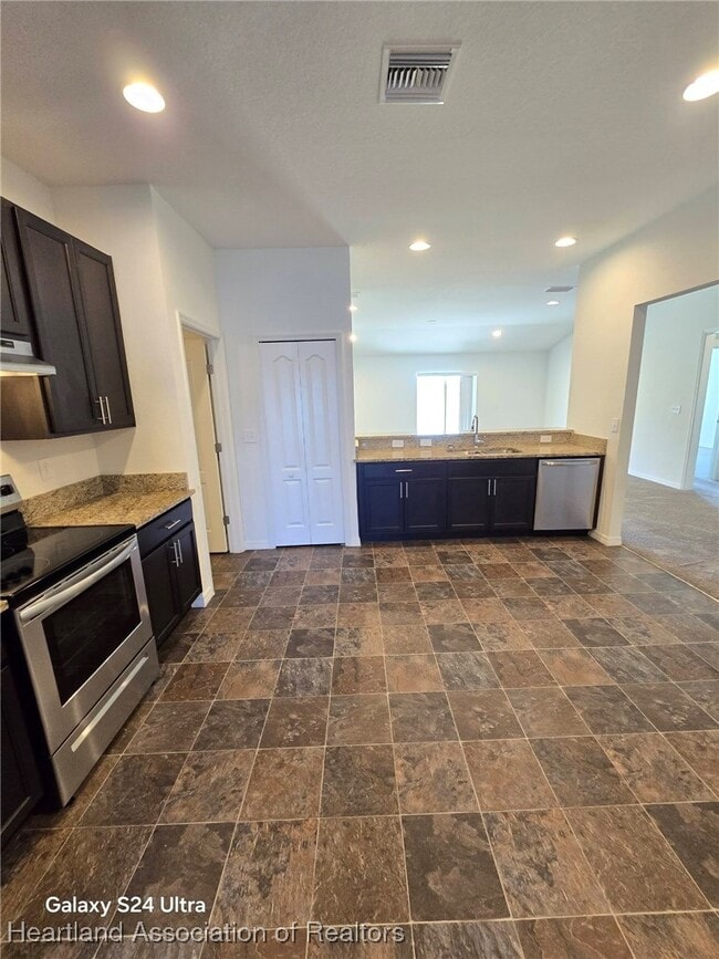 Foto del edificio - 3144 Calypso Dr