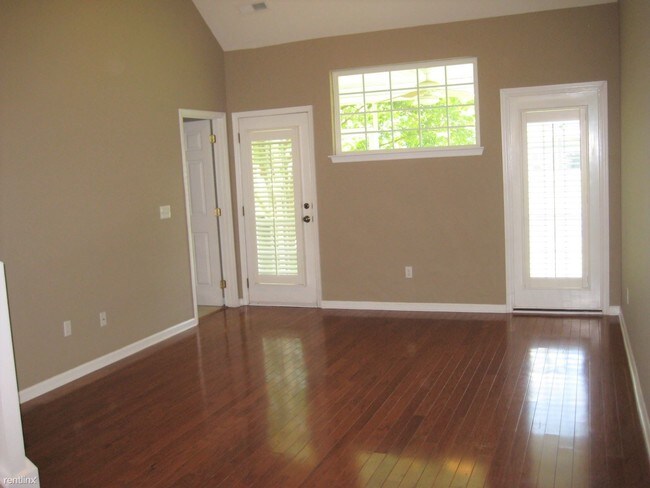 Foto del edificio - 3 br, 2.5 bath Townhome - 8686 Grassy Oak Trl