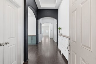 Building Photo - 3826 Daintree Park Dr