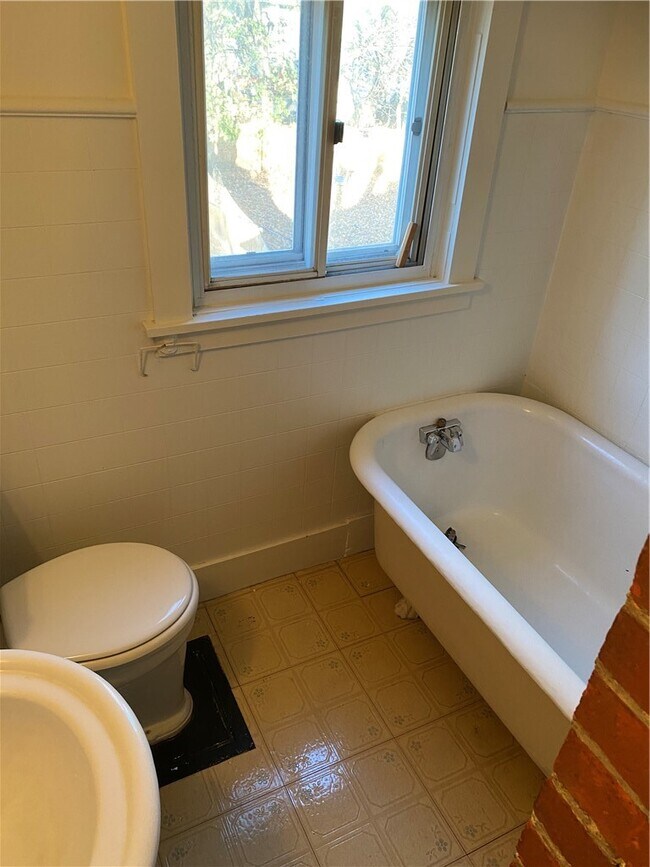 Foto del edificio - 287 Maplewood Ave