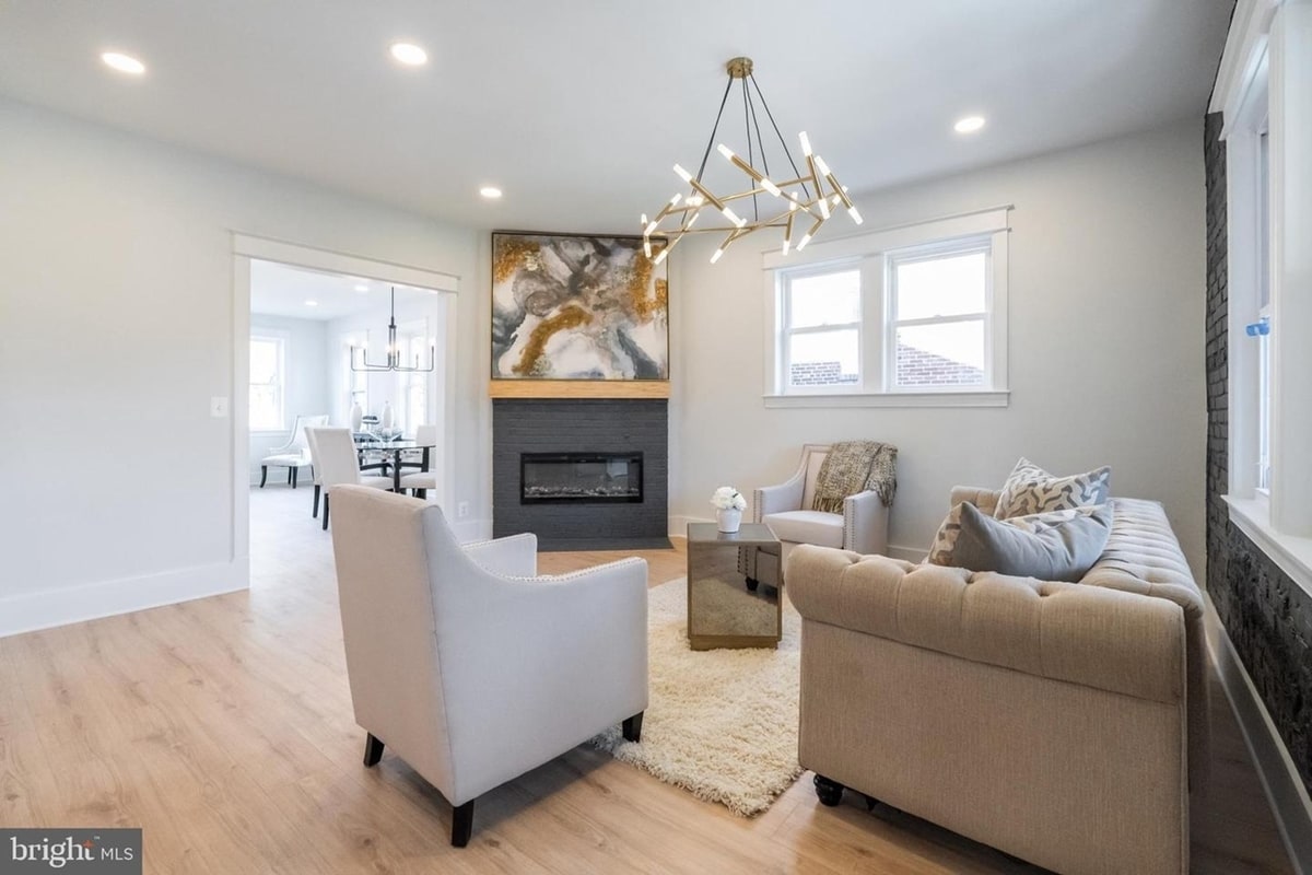 Primary Photo - 113 Madison St NW