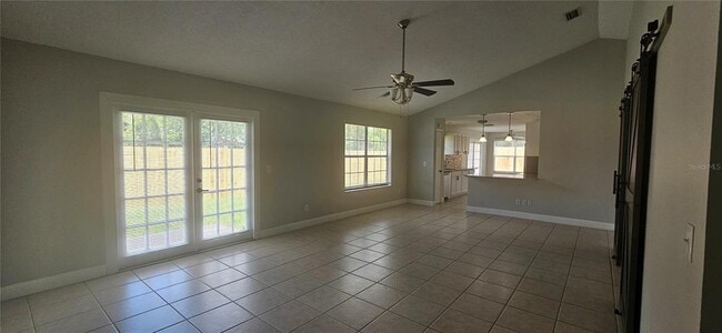 Building Photo - 2625 Spring Valley Cir