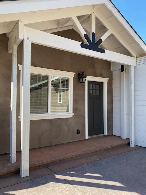 Primary Photo - 1107 Madera Ave