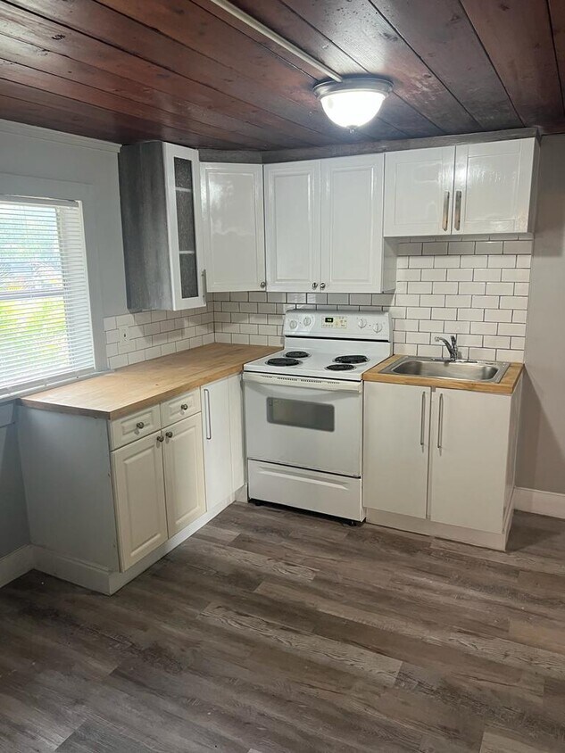 Foto principal - 526 22nd St