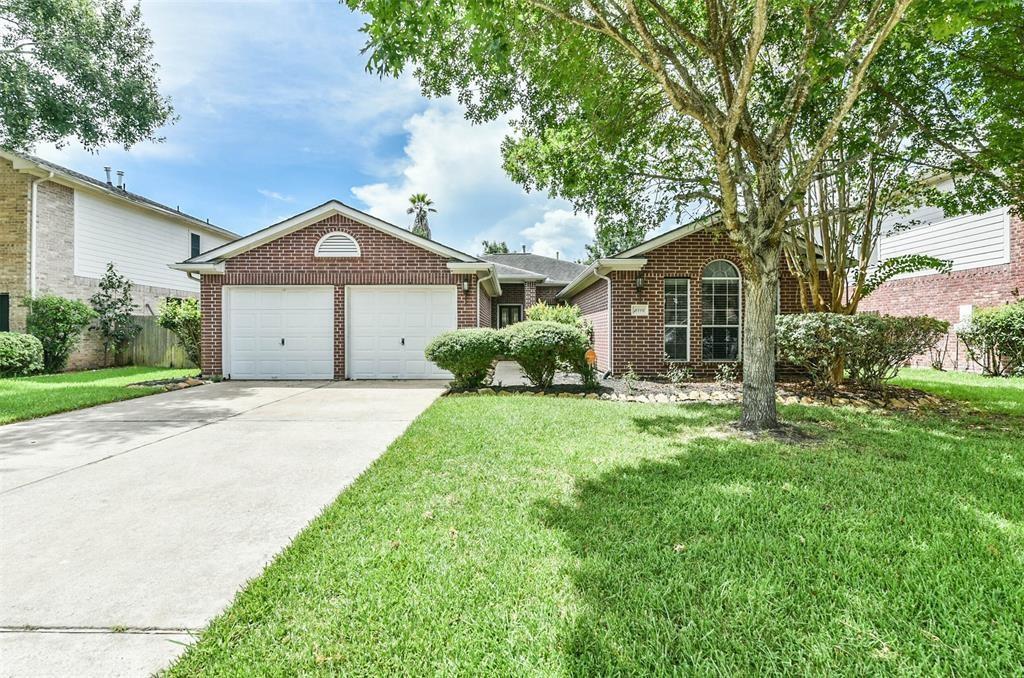 Foto principal - 10006 Dawn Brook Dr