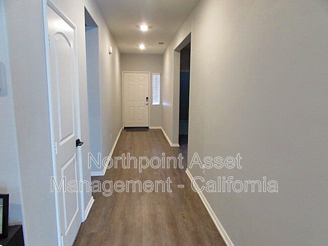 Building Photo - 26727 Orchid Ct
