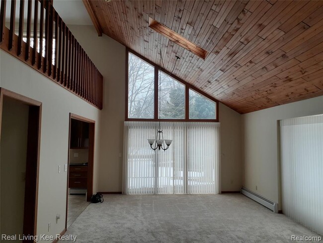 Foto del edificio - 1036 Walnut Grove
