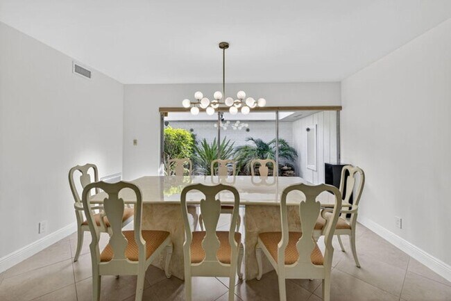 Foto del edificio - 5503 Bluejack Oak Cir