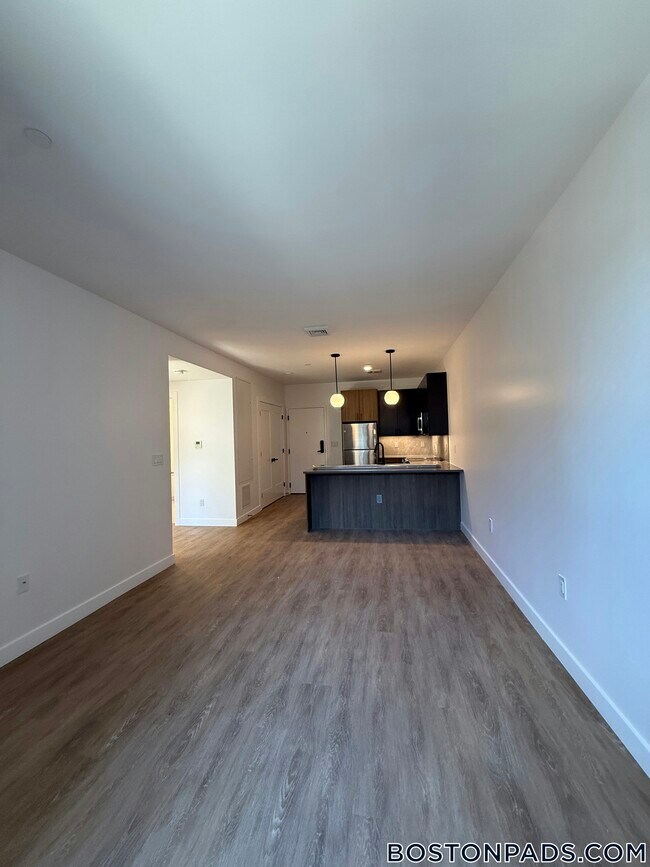 Building Photo - 199 Gardner St