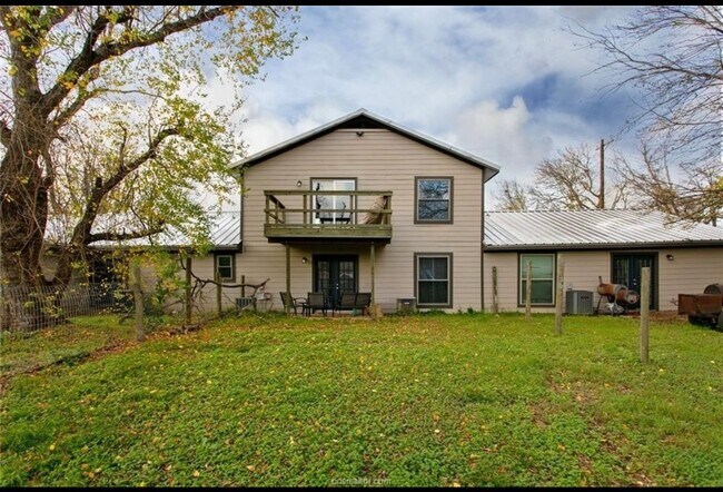 Foto del edificio - 2087 W Osr