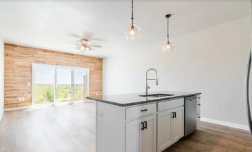 Building Photo - 5803 Goheen Dr