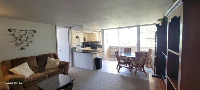 Foto del edificio - 84 Pukihae St