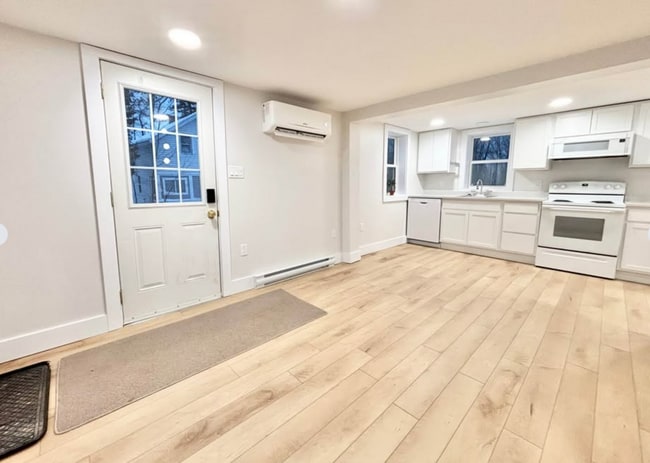 Building Photo - 26 McKay Dr.