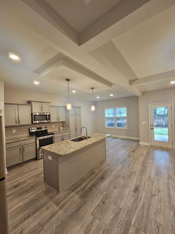 Building Photo - 4043 Ft Sumter Dr