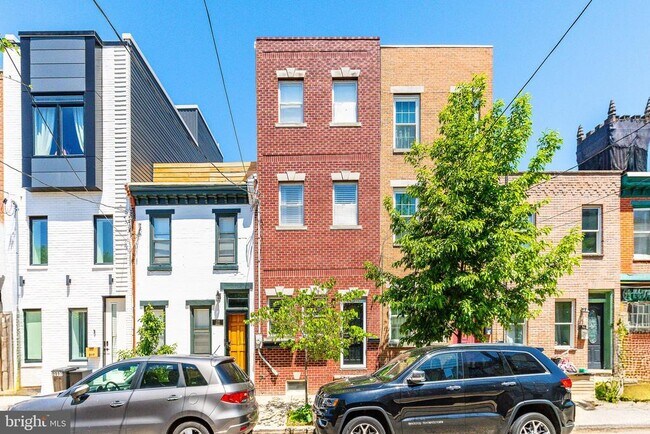 Foto del edificio - 2113 Montrose St