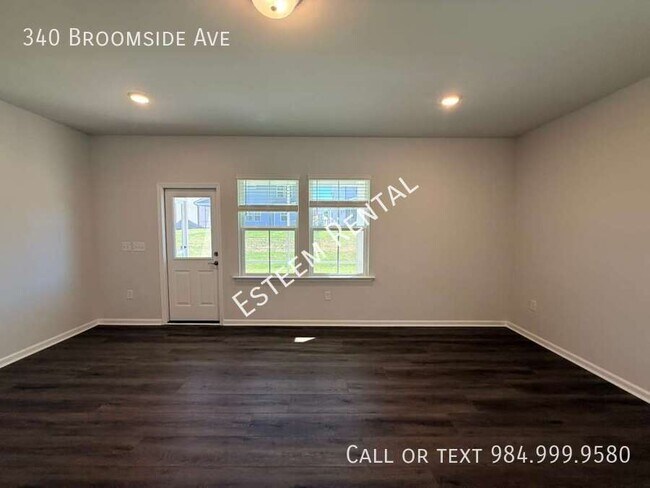 Building Photo - 340 Broomside Ave
