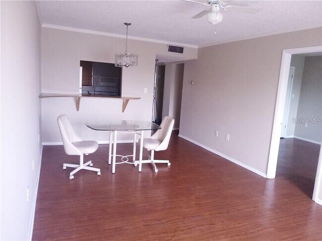 Foto del edificio - 4109 Lake Bayshore Dr