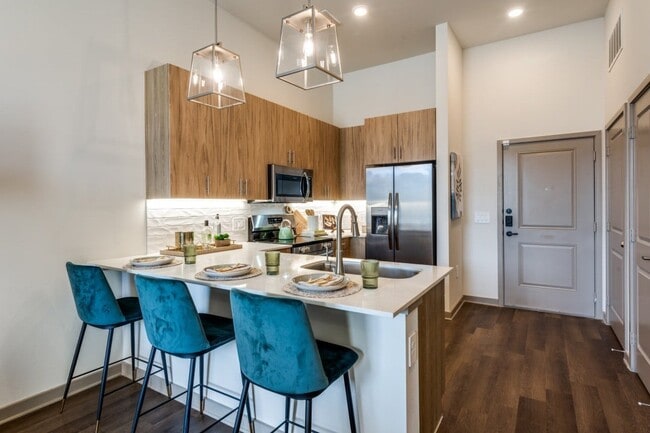 Interior Photo - Jefferson Verdant