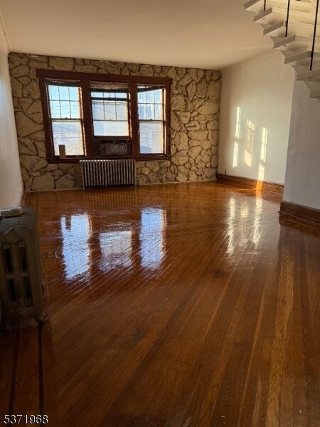 Building Photo - 204 Columbia Ave
