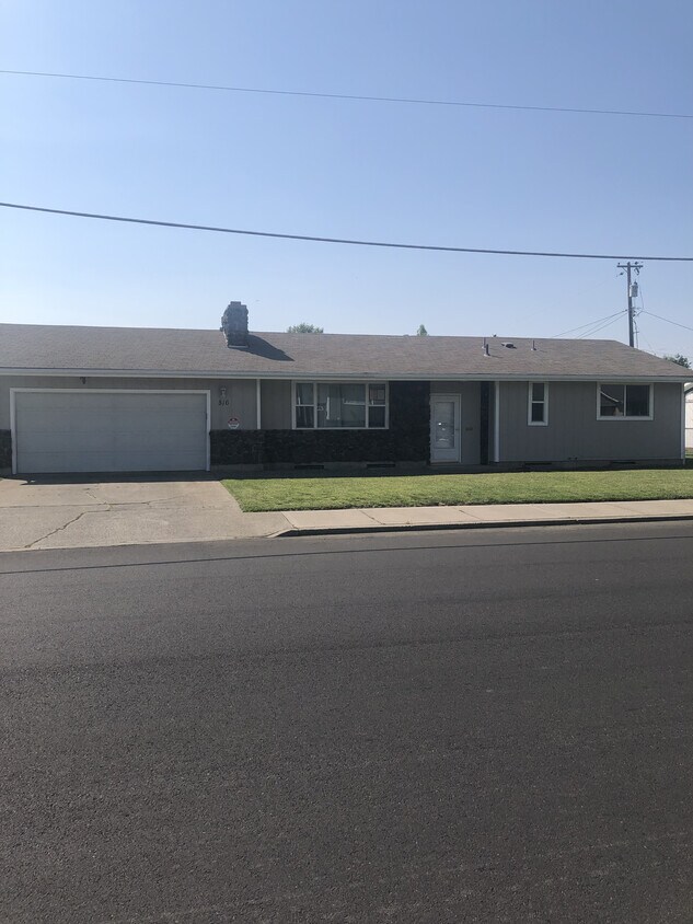 Foto principal - 516 E Wedgewood Ave