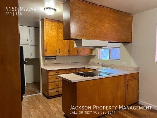 Building Photo - Two Bedroom Unit in Riverside CA