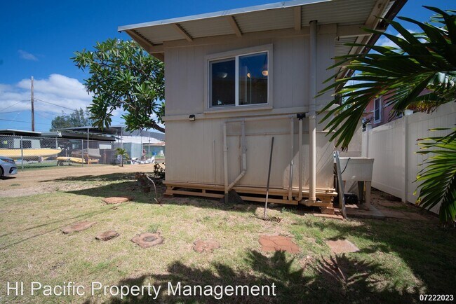 Building Photo - Studio, 1 bath House - 91-459 Ewa Beach Rd B