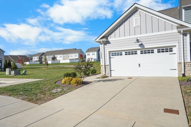 Foto del edificio - 1223 June Wilde Rdg