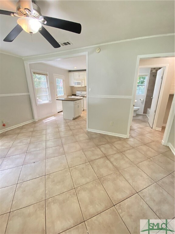 Building Photo - 5409 Emory Dr