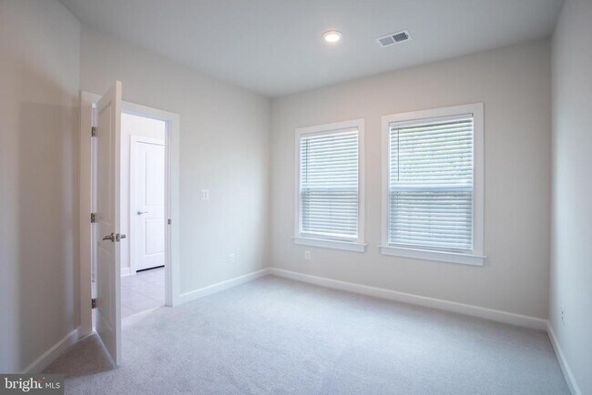Building Photo - 13208 Woodland Park Rd