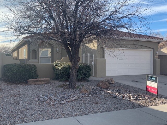 Foto principal - 7143 Marseille Pl NE