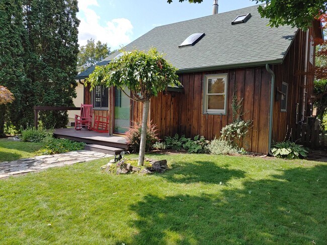 Foto del edificio - Fully Furnished Executive Sander's Beach Rental