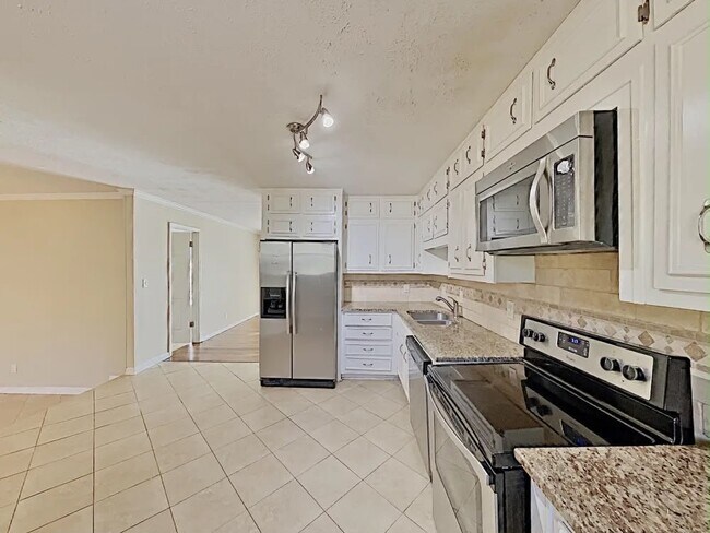 Foto del edificio - 227 Evergreen Dr SE