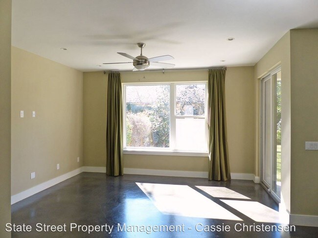 Building Photo - 3 br, 2.5 bath House - 1513 Forest Trail  #9