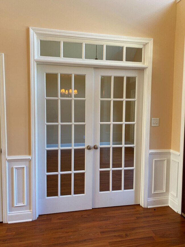 Foto del edificio - 1002 Dorset Ln