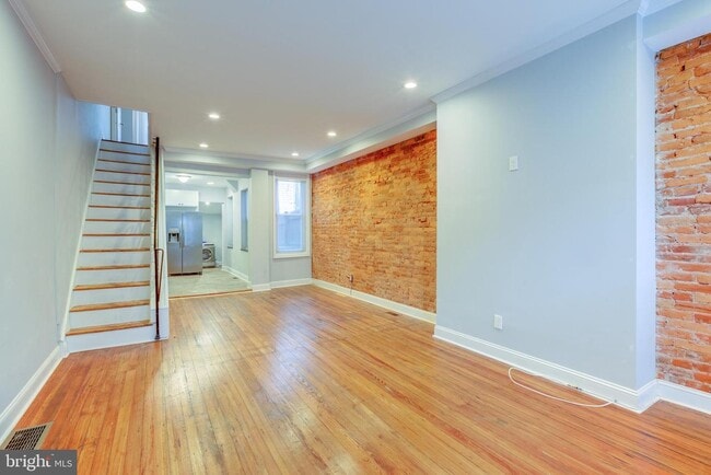 Foto del edificio - 2413 Sharswood St
