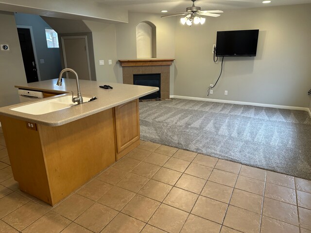 Foto del edificio - 136 Arlington Way