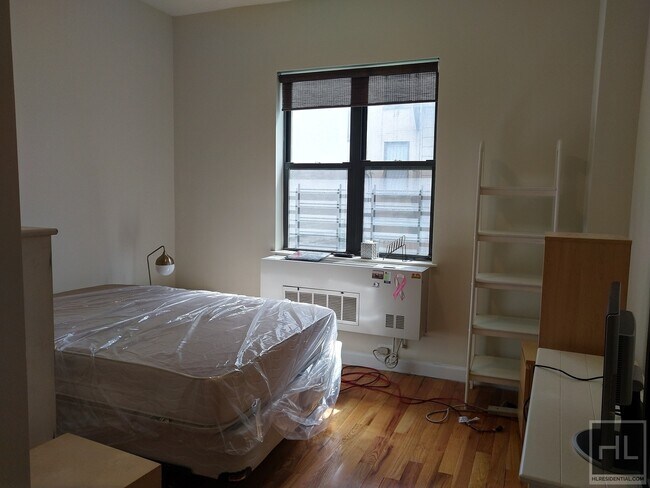 Foto del edificio - ODELL CLARK PL