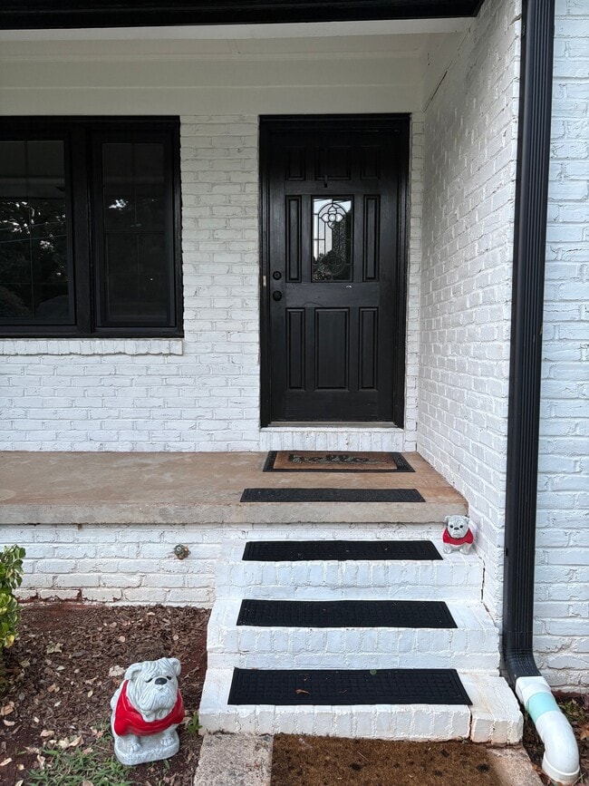 Photo - 1055 College Station Rd (Athens, GA) House