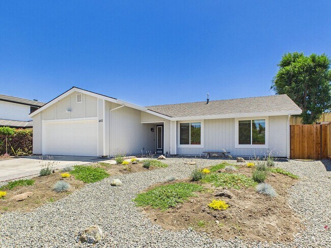 Building Photo - COMPLETELY BRAND NEW HOUSE from ground up! Available NOW $5,300