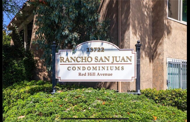 Foto del edificio - 13722 Red Hill Ave
