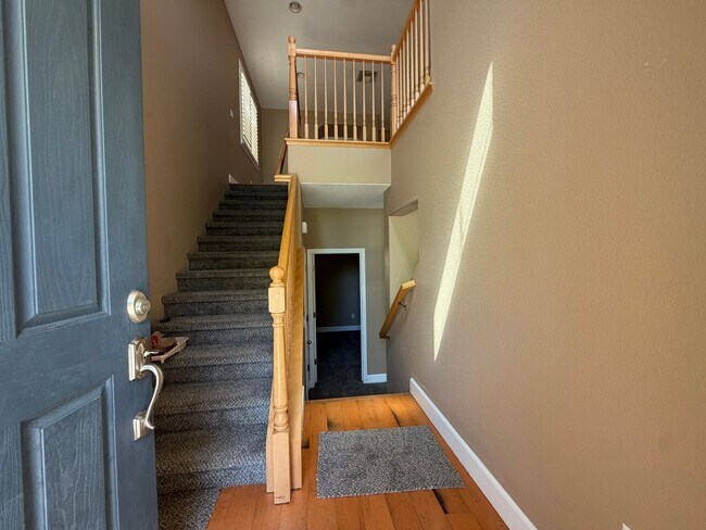 Foto del edificio - 3122 Mowbray Way