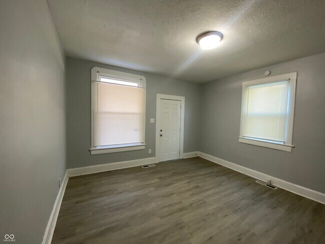 Foto del edificio - 1036 N Tuxedo St